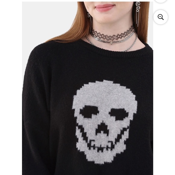 No Boundaries Black skull 💀 Sweater with Icons  for Women & Ladies - Picture 2 of 16